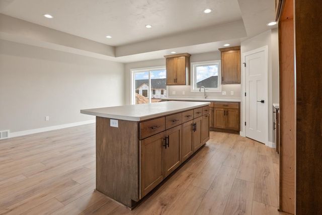1436 DIVINITY DRIVE, De Pere, WI 54115