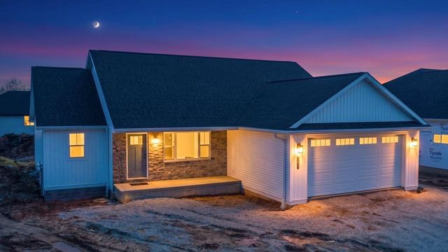 1436 DIVINITY DRIVE, De Pere, WI 54115