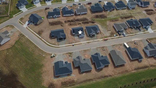 1436 DIVINITY DRIVE, De Pere, WI 54115