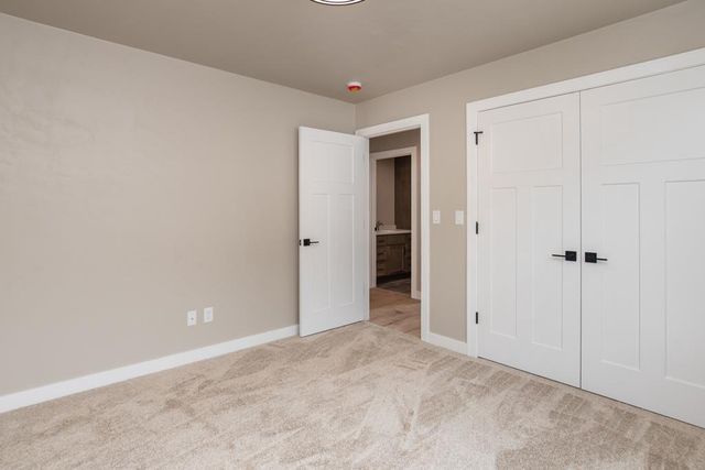 1436 DIVINITY DRIVE, De Pere, WI 54115