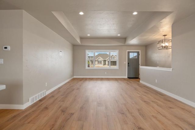1436 DIVINITY DRIVE, De Pere, WI 54115