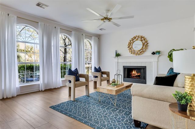 5221 Austral LOOP, Austin, TX 78739