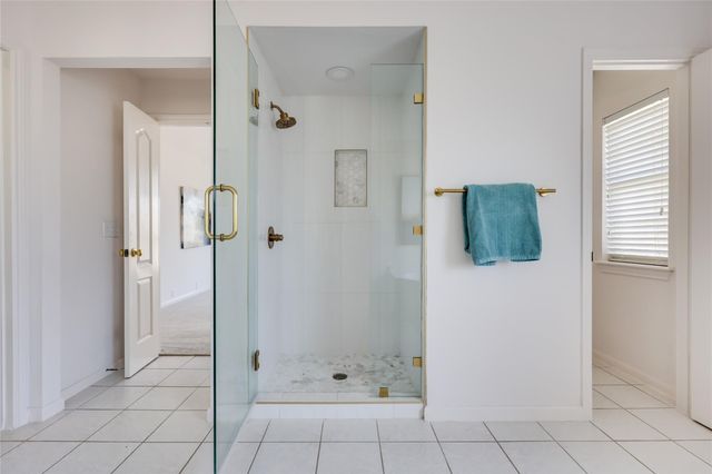 5221 Austral LOOP, Austin, TX 78739