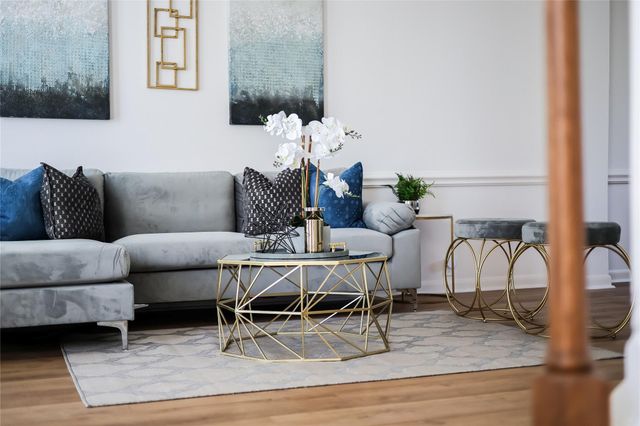 5221 Austral LOOP, Austin, TX 78739