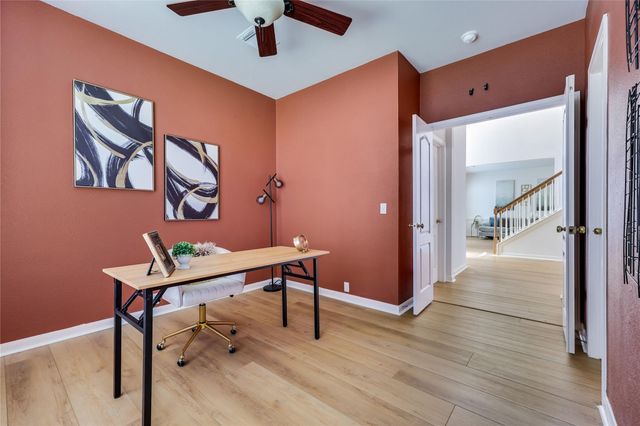 5221 Austral LOOP, Austin, TX 78739