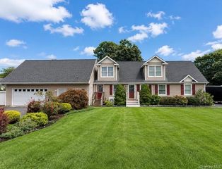 283 William Floyd Parkway, Shirley, NY 11967