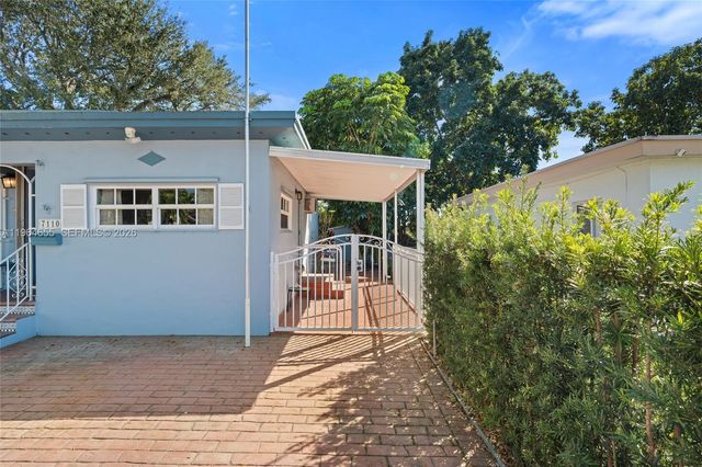 7110 SW 13th Ter, Miami, FL 33144