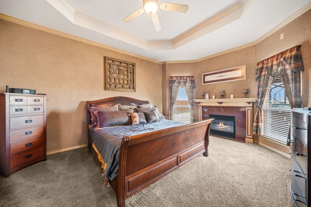601 Zmolek Road, Ennis, TX 75119