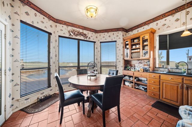 601 Zmolek Road, Ennis, TX 75119
