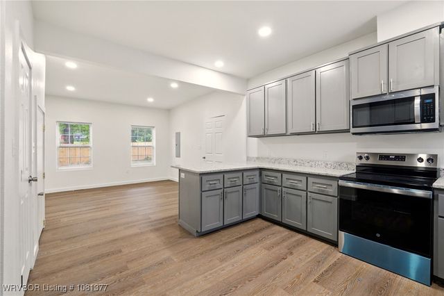 925 Cedar Street, Van Buren, AR 72956