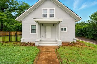 925 Cedar Street, Van Buren, AR 72956