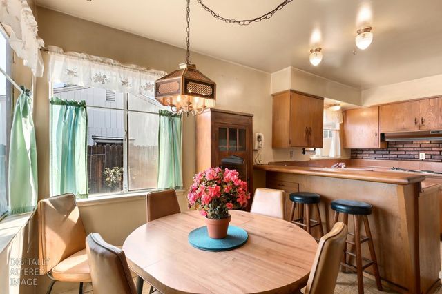 4501 Forest Pkwy, Sacramento, CA 95823
