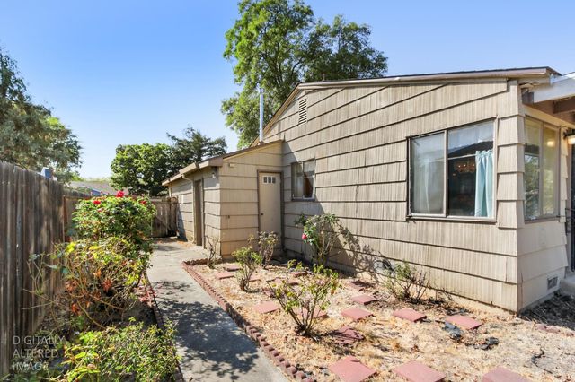 4501 Forest Pkwy, Sacramento, CA 95823