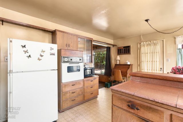 4501 Forest Pkwy, Sacramento, CA 95823