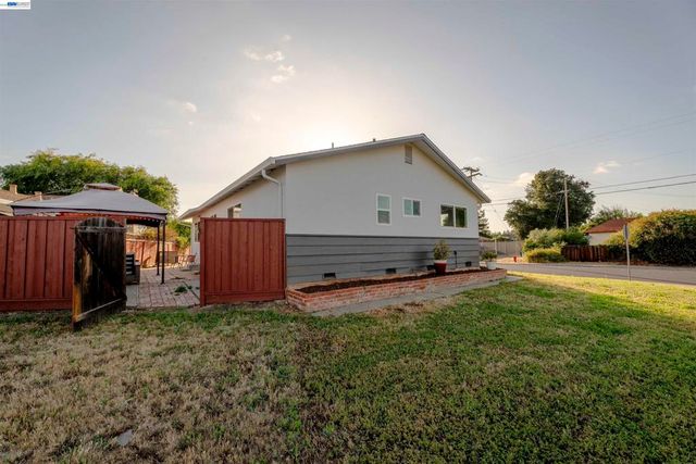3911 Madeira Way, Livermore, CA 94550