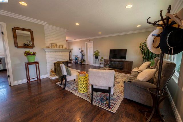 3911 Madeira Way, Livermore, CA 94550