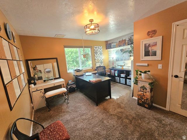 1037 E 1500 N, Layton, UT 84040