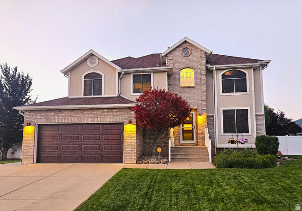 1037 E 1500 N, Layton, UT 84040