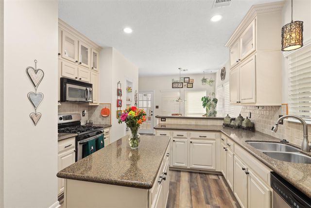 7126 Coldstream Drive, Pasadena, TX 77505