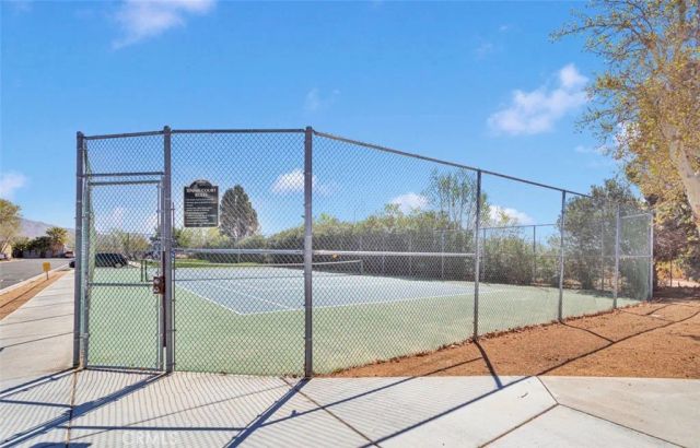 20843 Waalew space 138, Apple Valley, CA 92307