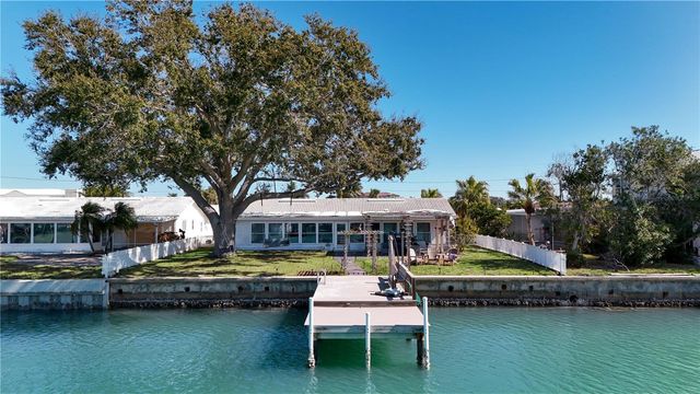 11800 6TH STREET E, Treasure Island, FL 33706