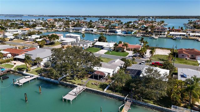 11800 6TH STREET E, Treasure Island, FL 33706