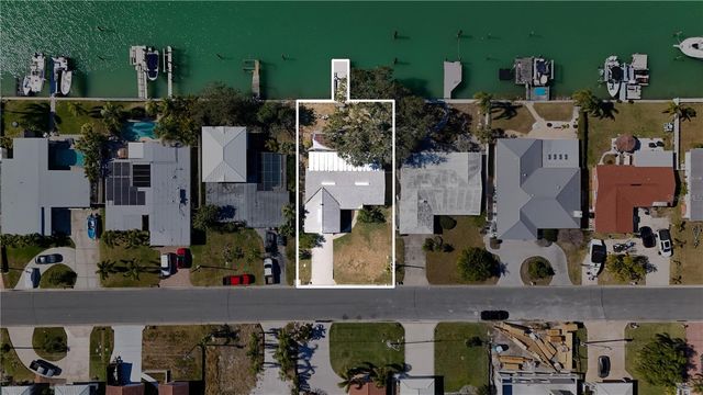 11800 6TH STREET E, Treasure Island, FL 33706