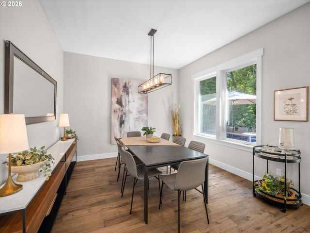 853 G Ave, Lake Oswego, OR 97034