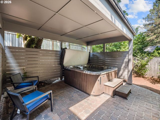 853 G Ave, Lake Oswego, OR 97034