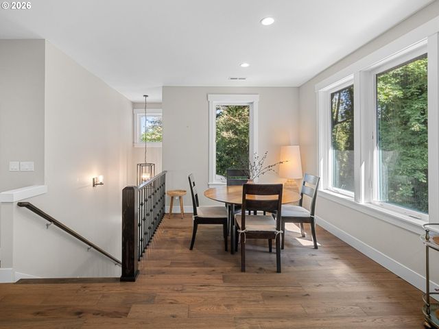 853 G Ave, Lake Oswego, OR 97034