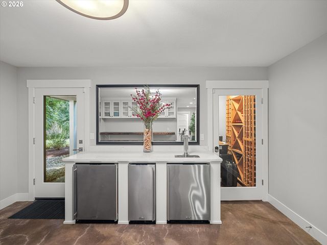 853 G Ave, Lake Oswego, OR 97034