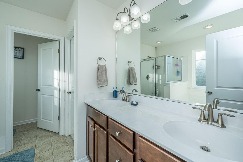 Image 23 of property listing at 137 Radtko Road, Summerville, SC 29486