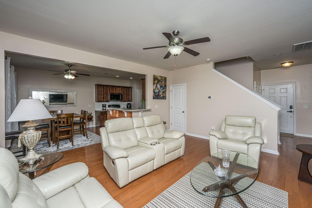 Image 9 of property listing at 137 Radtko Road, Summerville, SC 29486