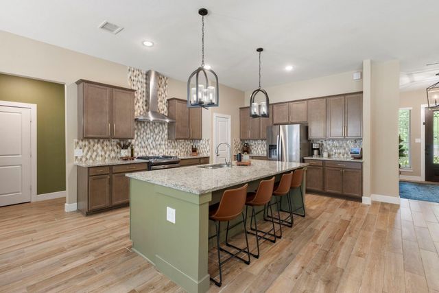 40708 Lost San Saba Lane, Montgomery, TX 77316