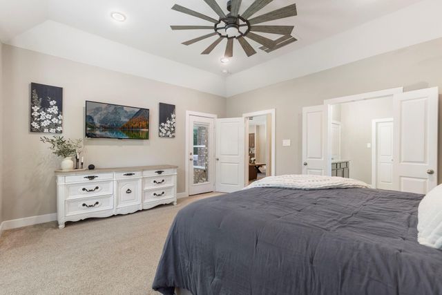 40708 Lost San Saba Lane, Montgomery, TX 77316