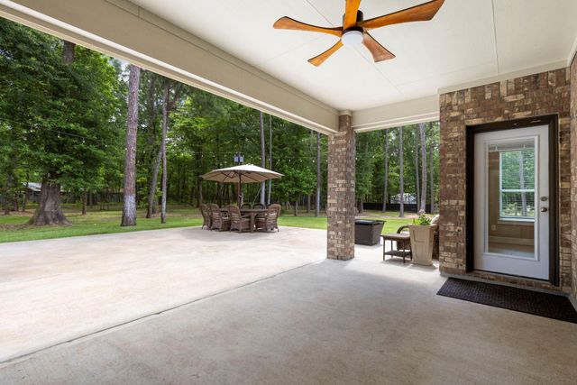 40708 Lost San Saba Lane, Montgomery, TX 77316