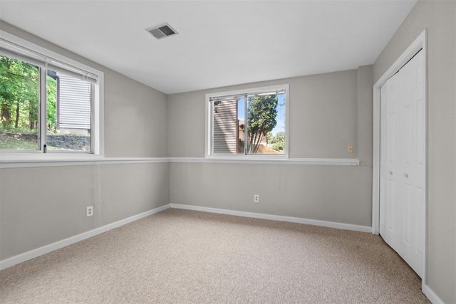 2975 Englewood Avenue, Grand Rapids, MI 49508