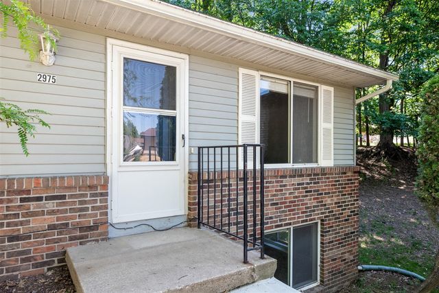 2975 Englewood Avenue, Grand Rapids, MI 49508