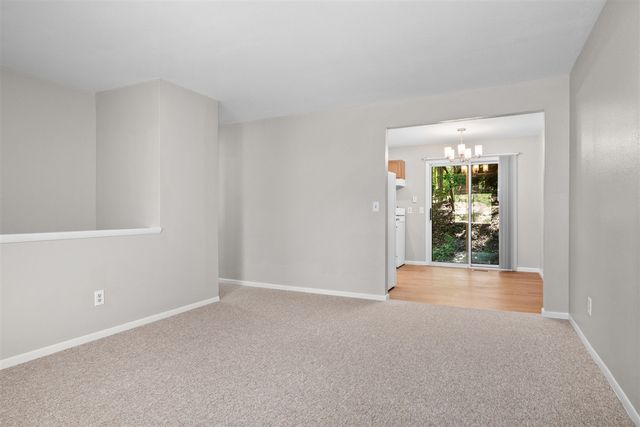 2975 Englewood Avenue, Grand Rapids, MI 49508
