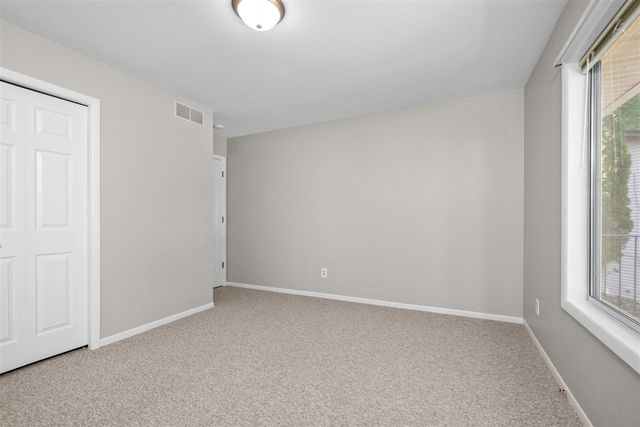 2975 Englewood Avenue, Grand Rapids, MI 49508