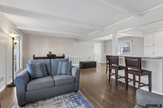 22722 Southshore Drive, Waterloo, NE 68069