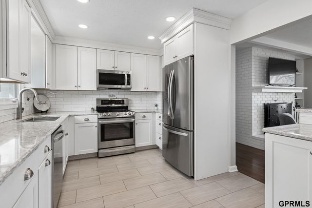 22722 Southshore Drive, Waterloo, NE 68069