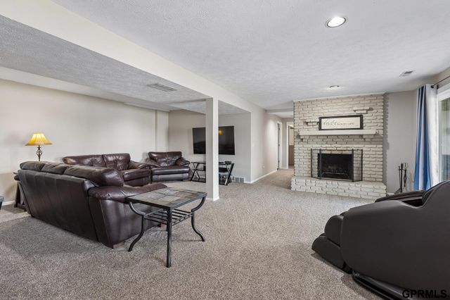 22722 Southshore Drive, Waterloo, NE 68069