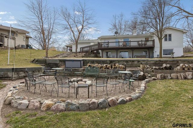 22722 Southshore Drive, Waterloo, NE 68069