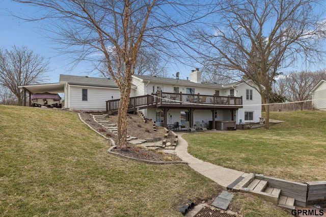 22722 Southshore Drive, Waterloo, NE 68069