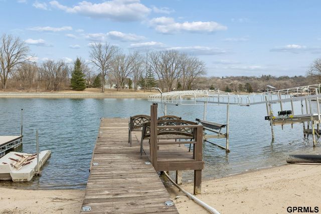 22722 Southshore Drive, Waterloo, NE 68069