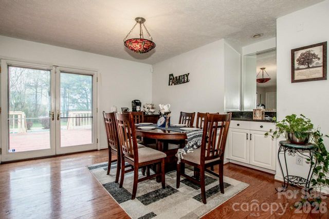 140 Della Drive, Statesville, NC 28625