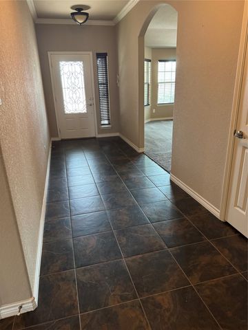 8772 Regal Royale Drive, Fort Worth, TX 76108