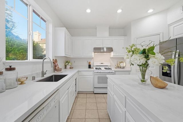 34761 Klondike Drive, Union City, CA 94587
