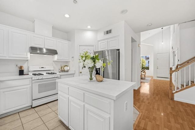 34761 Klondike Drive, Union City, CA 94587